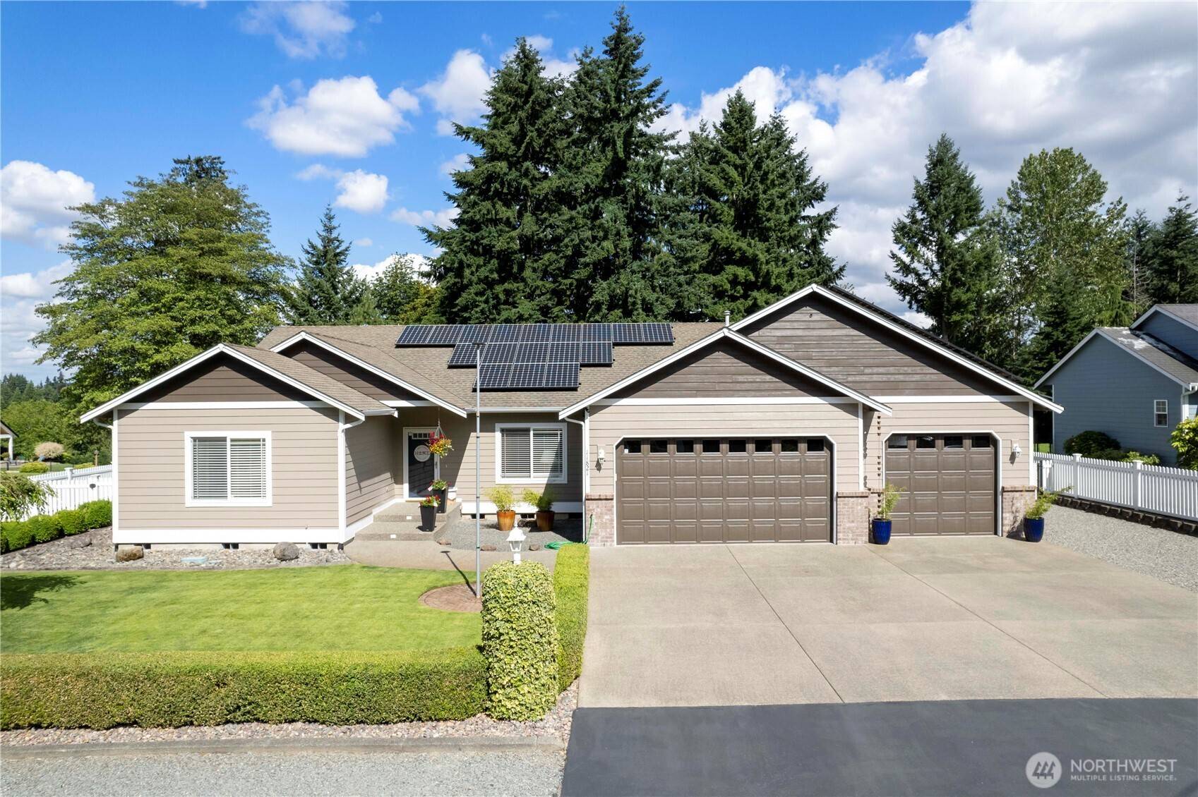 Puyallup, WA 98373,11821 67th AVE E
