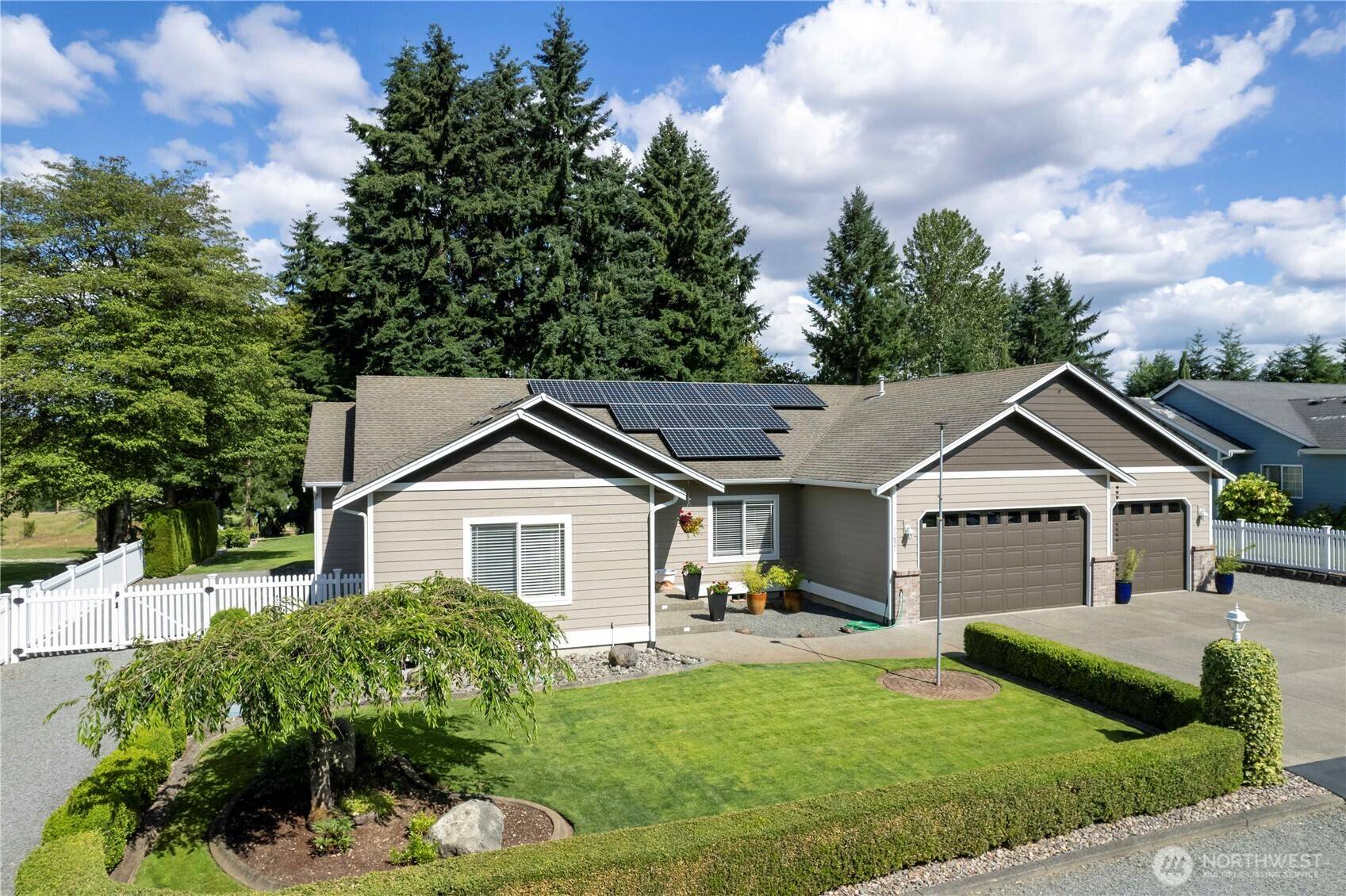 Puyallup, WA 98373,11821 67th AVE E