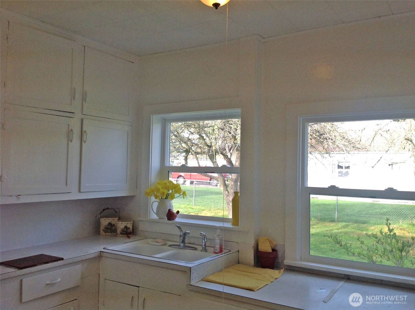 Sequim, WA 98382,153 E Maple ST