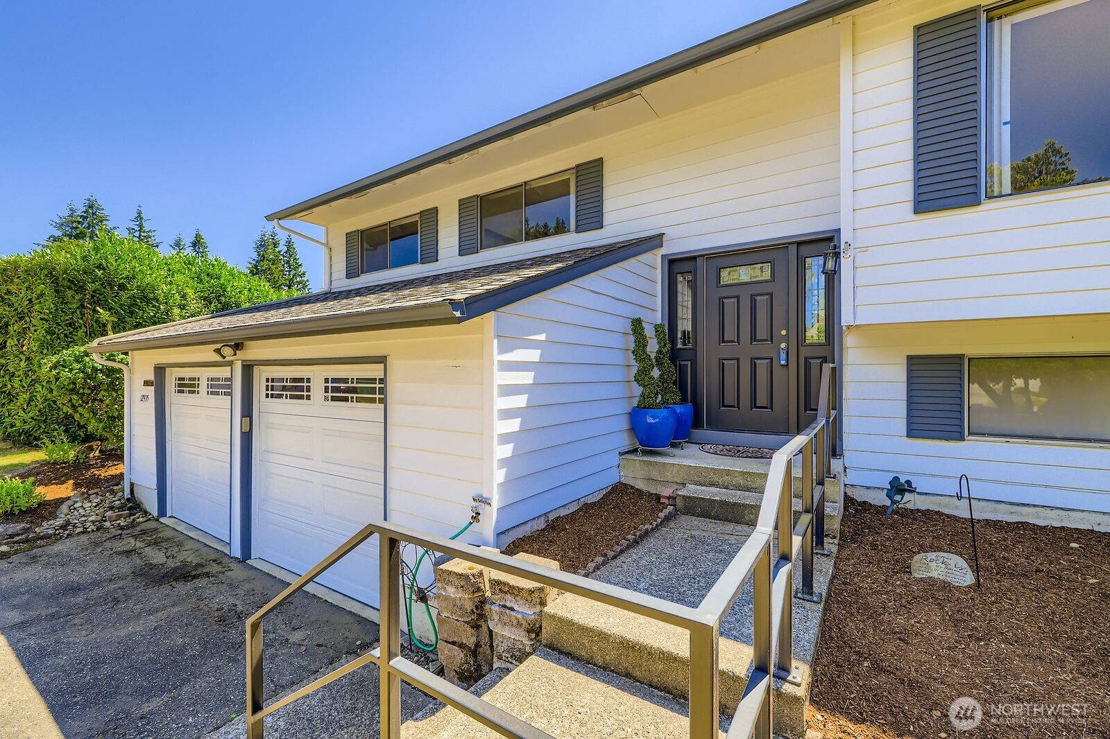 Kirkland, WA 98034,12935 NE 131st ST