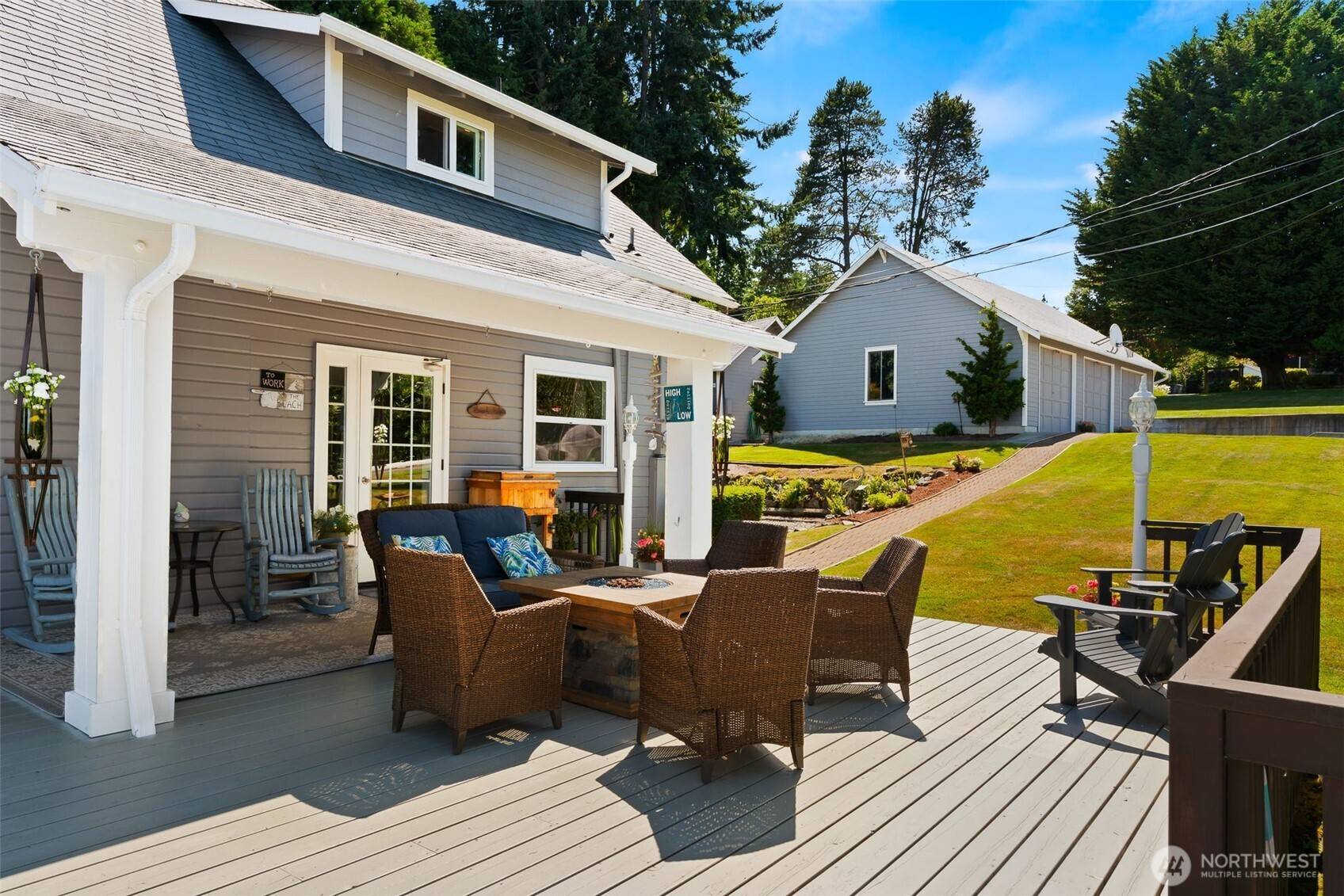 Fox Island, WA 98333,903 11th LN