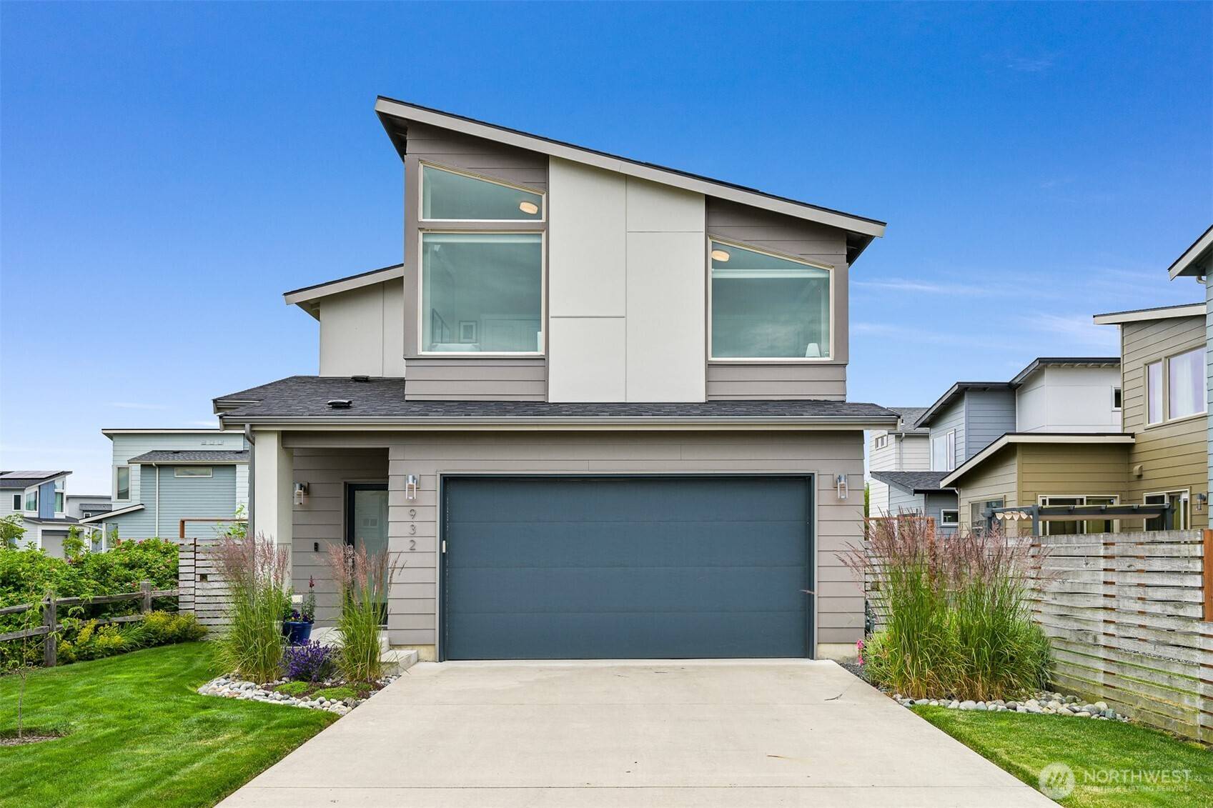 Bellingham, WA 98225,932 Sunseeker LN