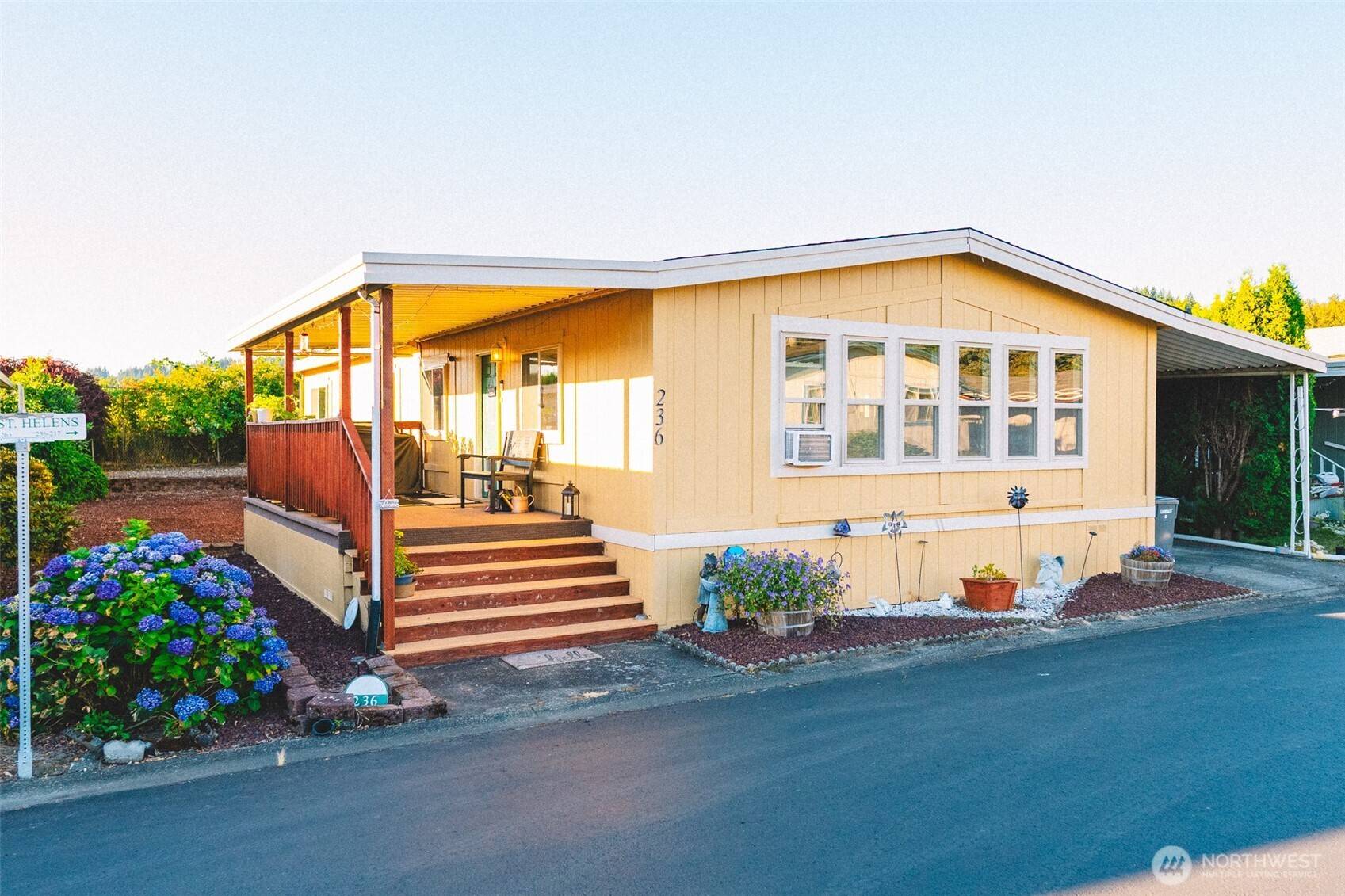 Auburn, WA 98002,3611 I ST NE #236