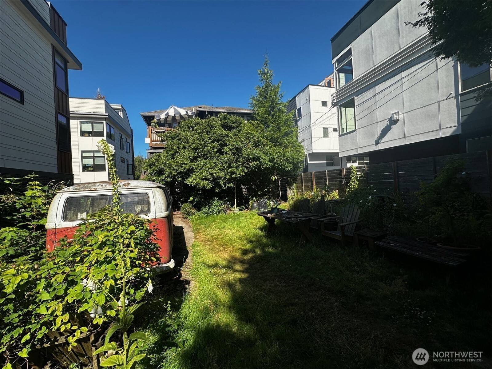 Seattle, WA 98103,4410 Francis AVE N
