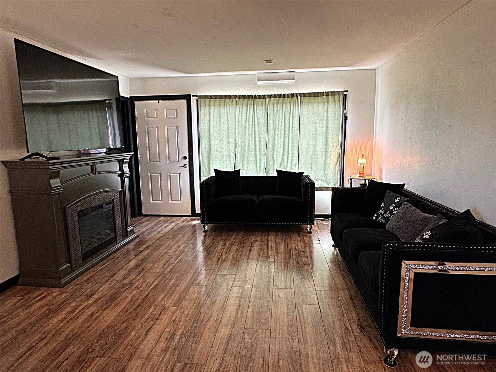 Moses Lake, WA 98837,616 S Ironwood