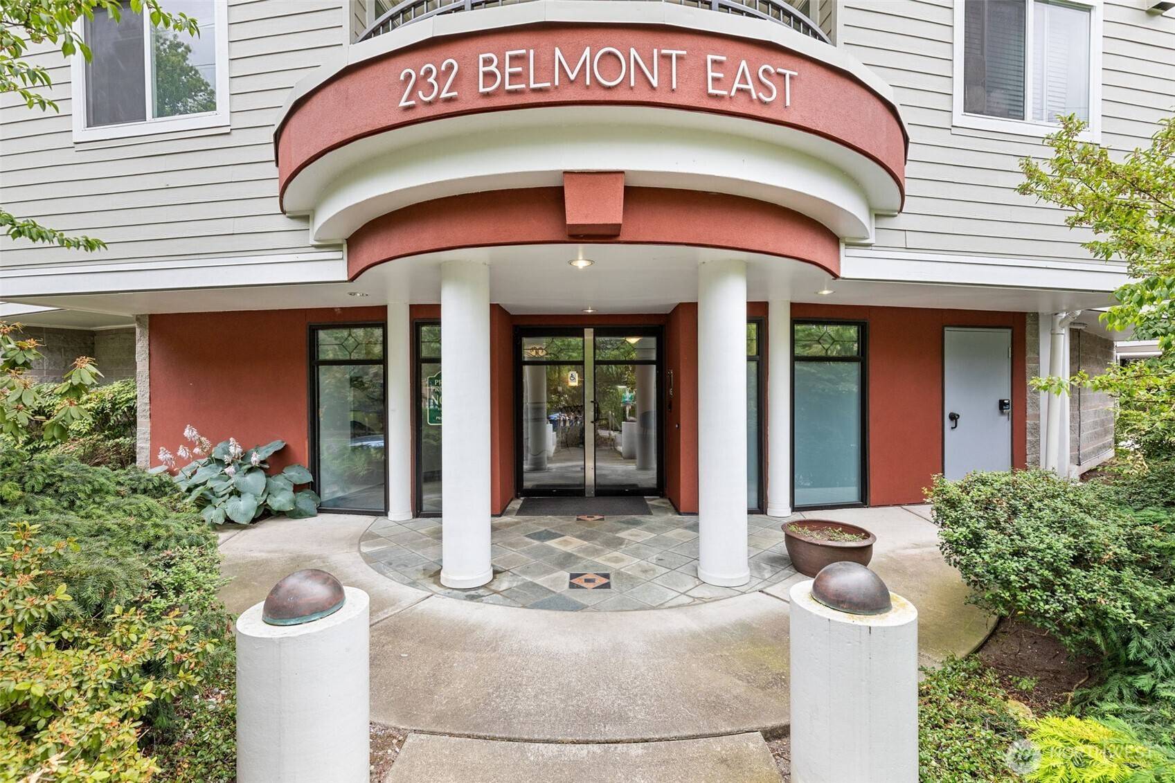 Seattle, WA 98102,232 Belmont AVE E ##201