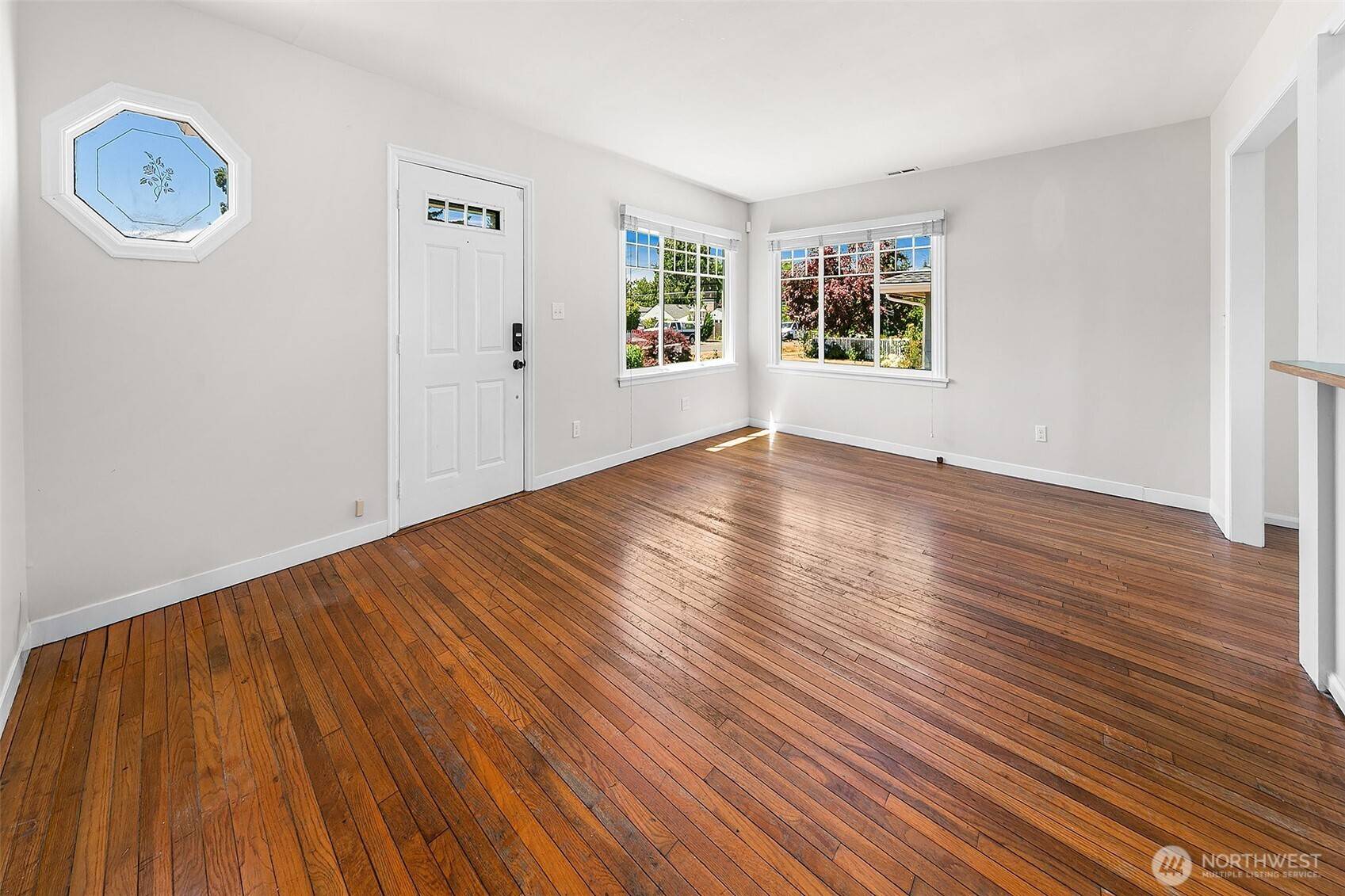 Burien, WA 98166,16024 10th AVE SW