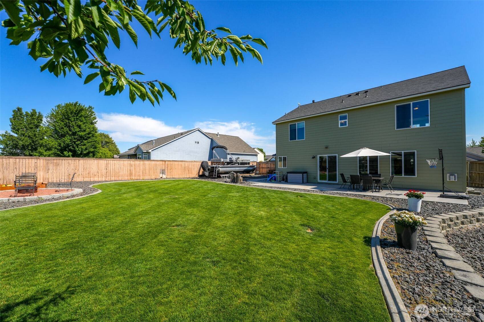 Pasco, WA 99301,9819 Norfolk DR