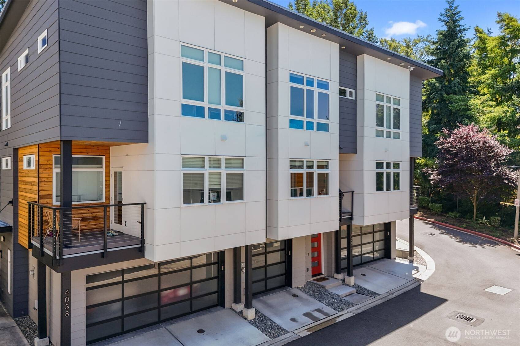 Bellevue, WA 98006,4040 129th CT SE #18