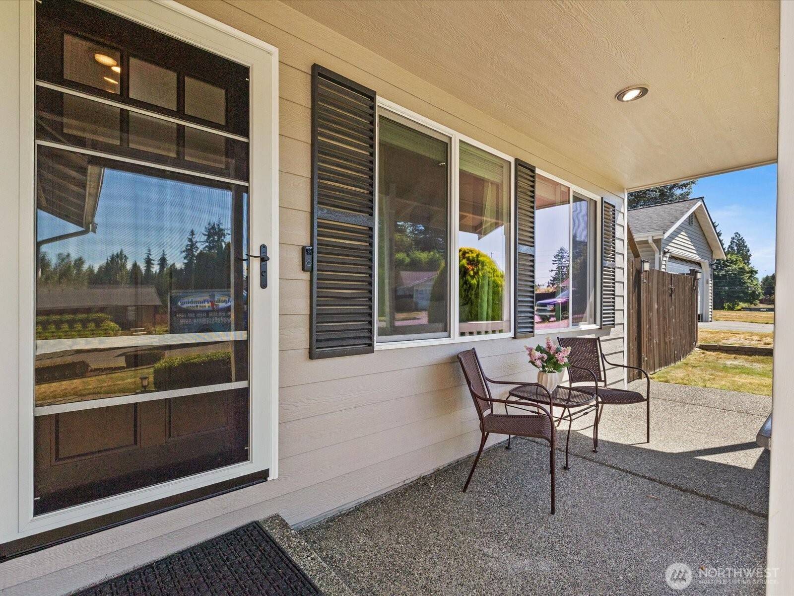 Lake Stevens, WA 98258,8923 1st ST SW