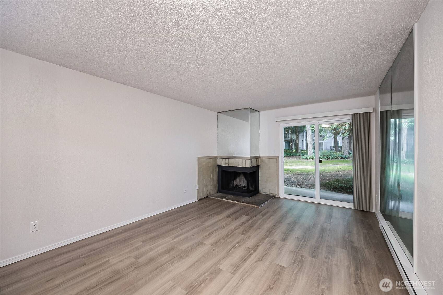 Federal Way, WA 98003,33011 18th PL S