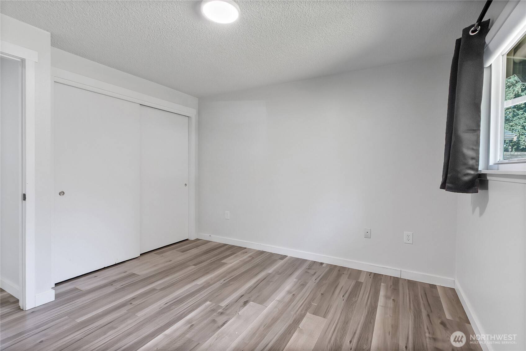 Puyallup, WA 98375,6902 157th ST E