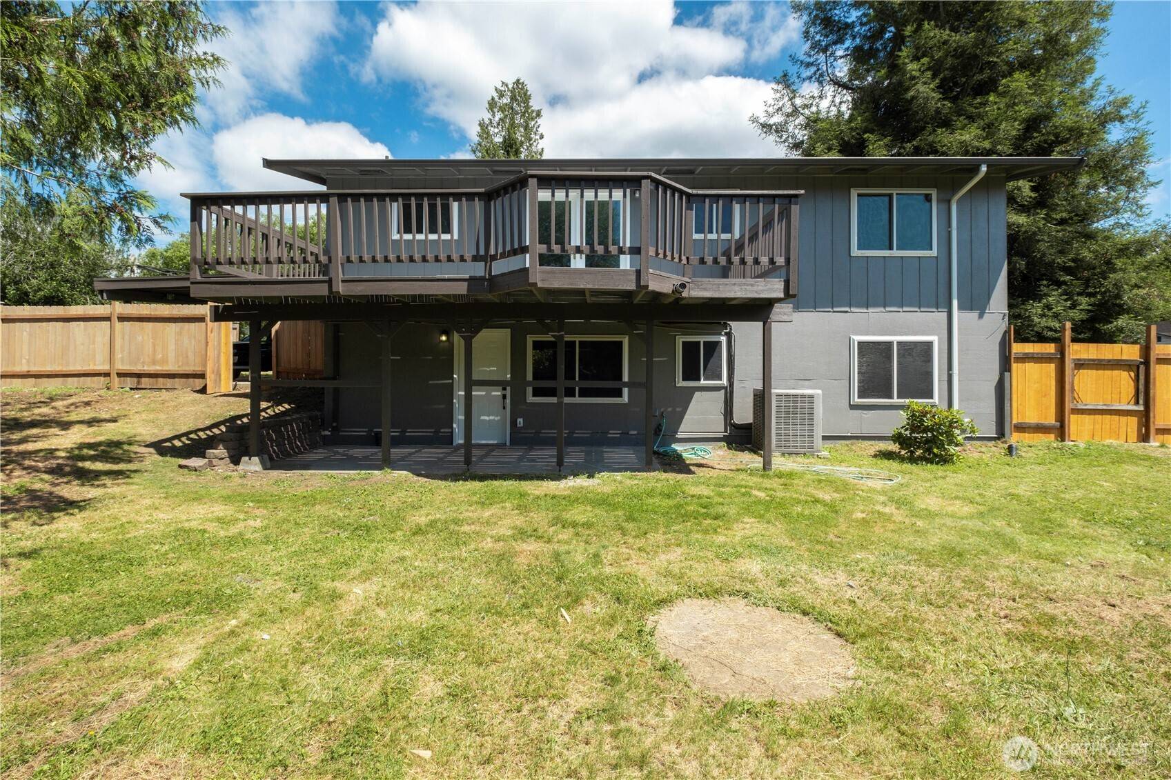 Lake Stevens, WA 98258,1626 127th AVE NE