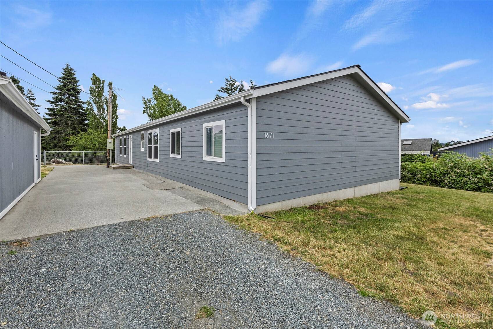 Oak Harbor, WA 98277,1671 Phillip ST