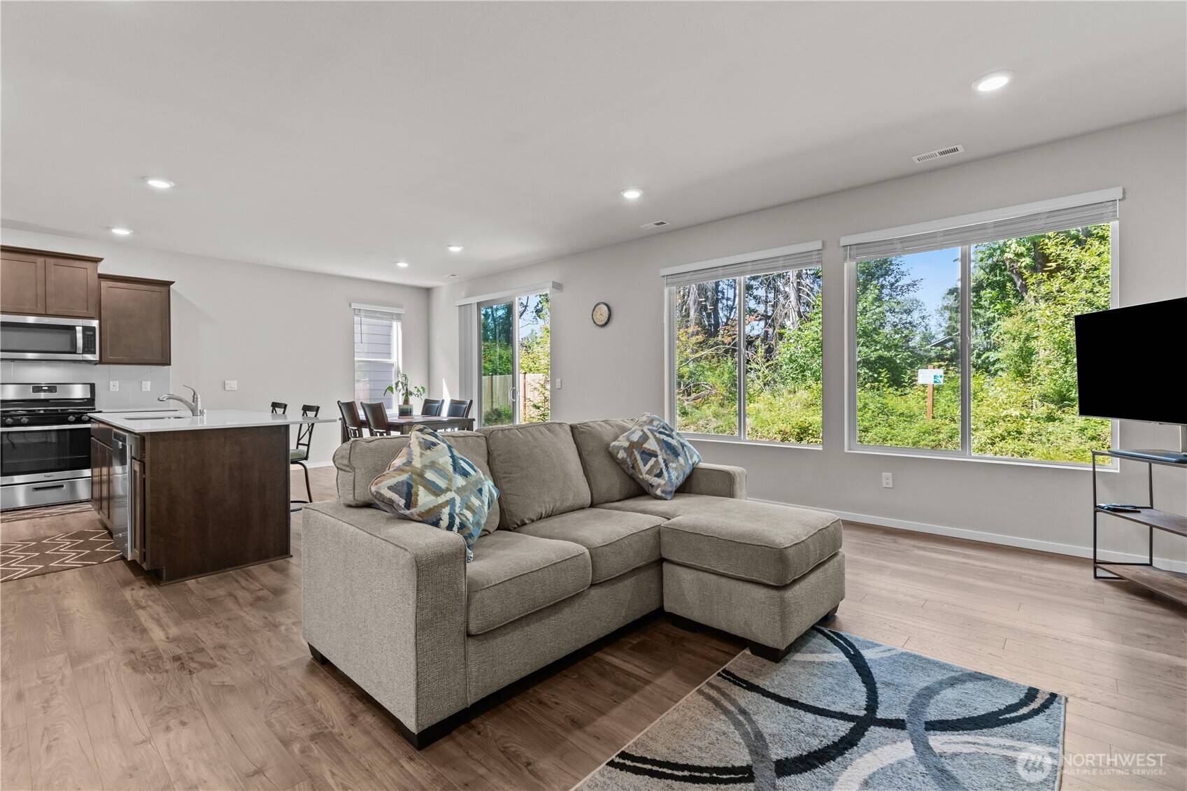 Lake Stevens, WA 98258,10825 32nd ST NE