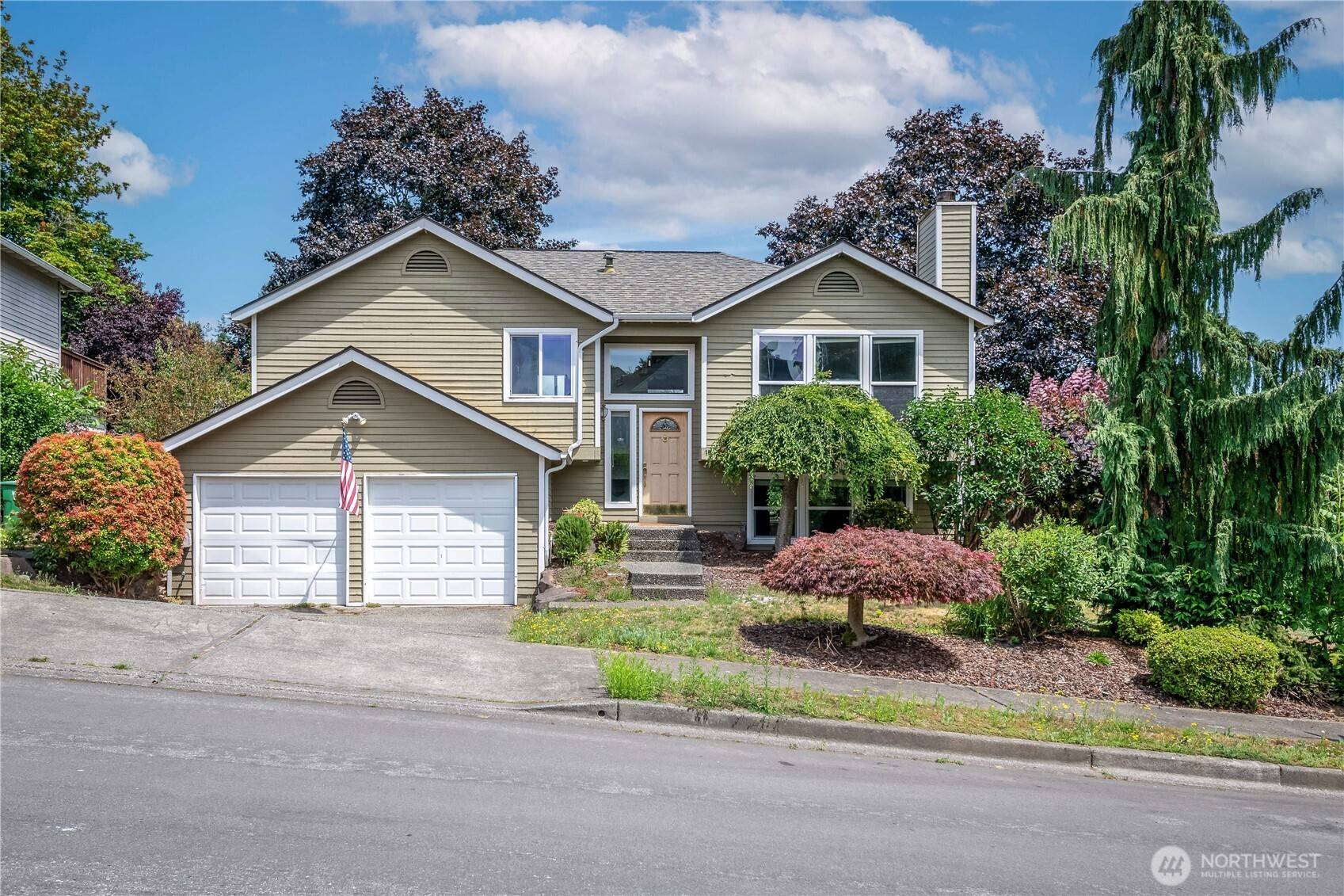 Renton, WA 98059,154 Vashon PL NE