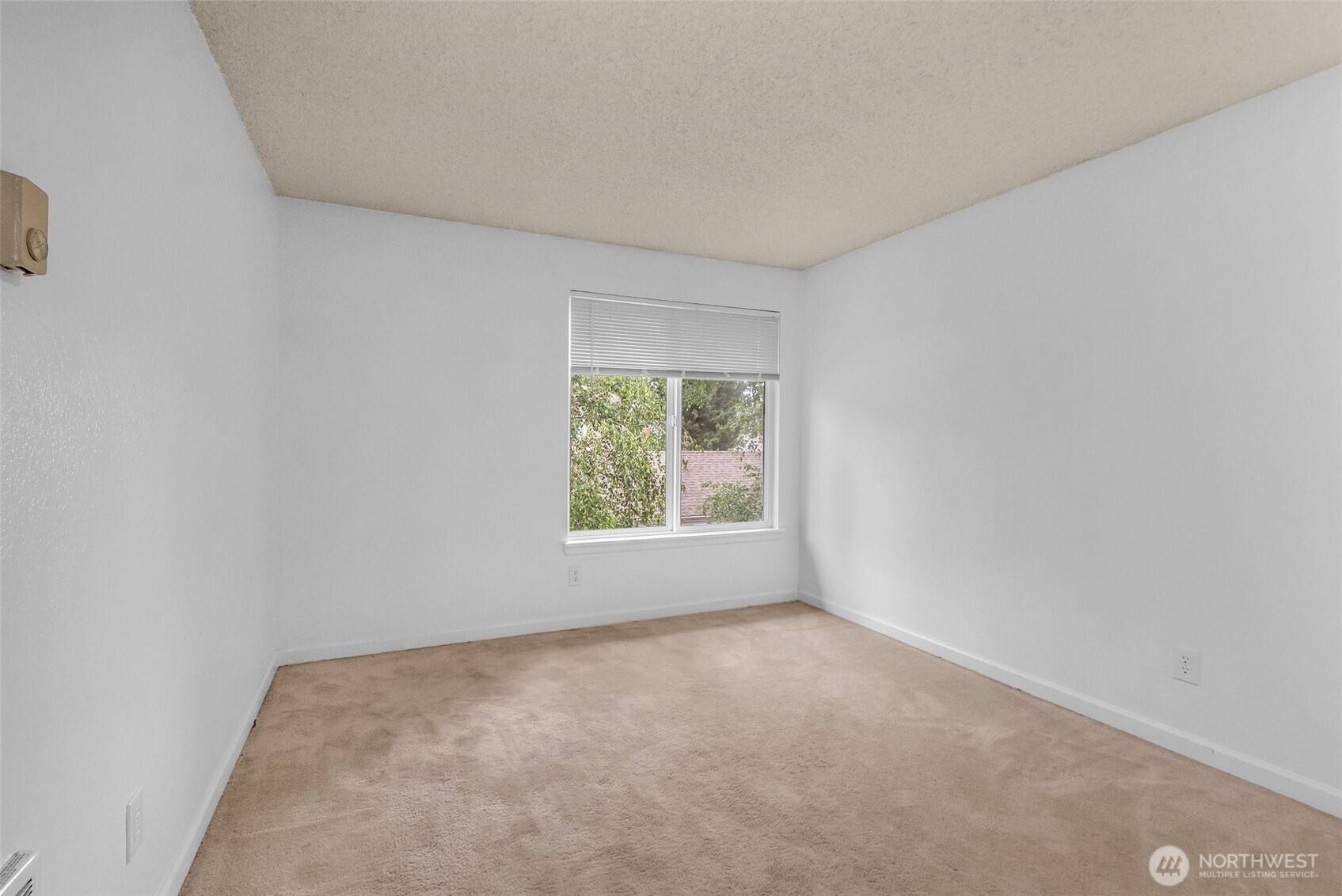 Des Moines, WA 98198,23918 12th Pl S #108