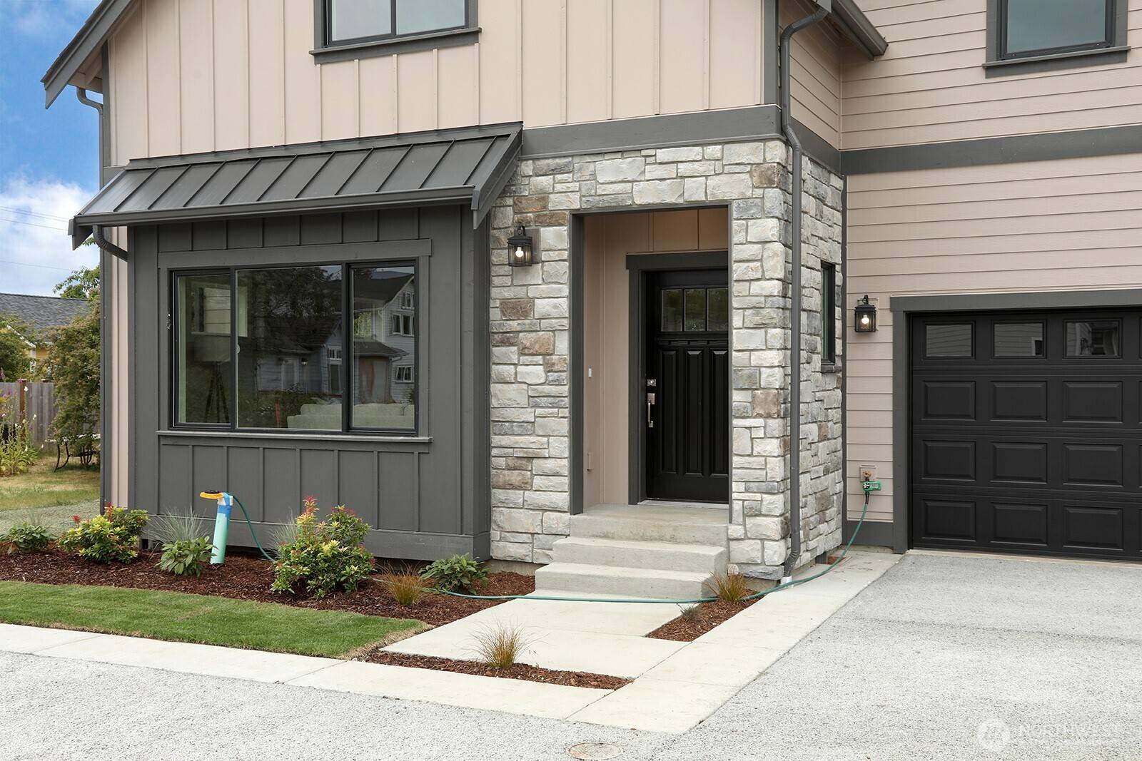 Langley, WA 98260,683 3rd ST #1(A)