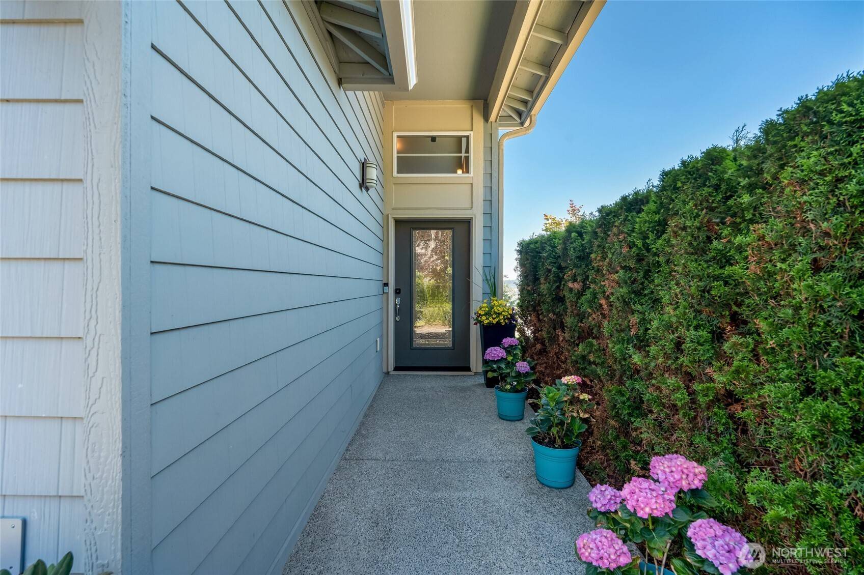 Kent, WA 98031,20509 93rd PL S #5