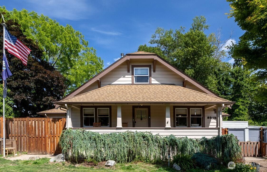 Tacoma, WA 98445,8515 Golden Given RD E