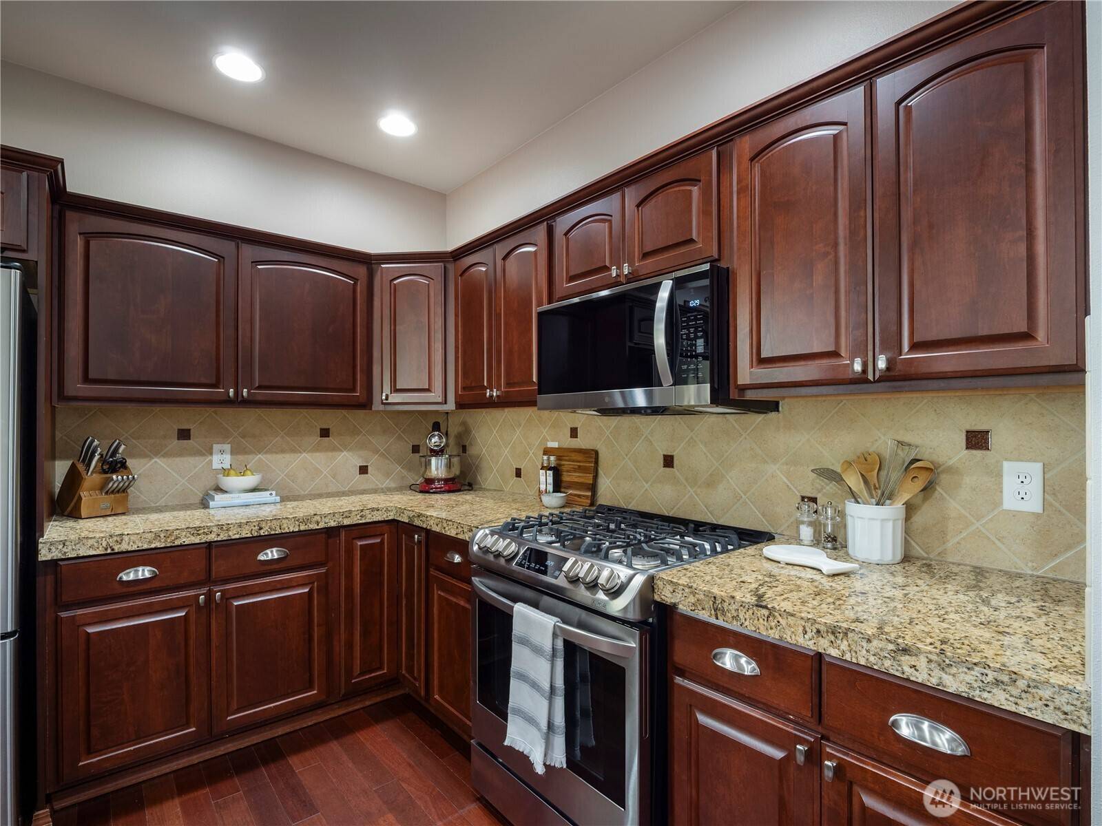Auburn, WA 98001,35087 41st PL S