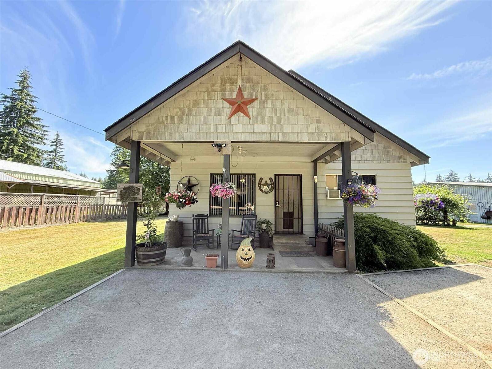 Elma, WA 98541,15 S Heise RD