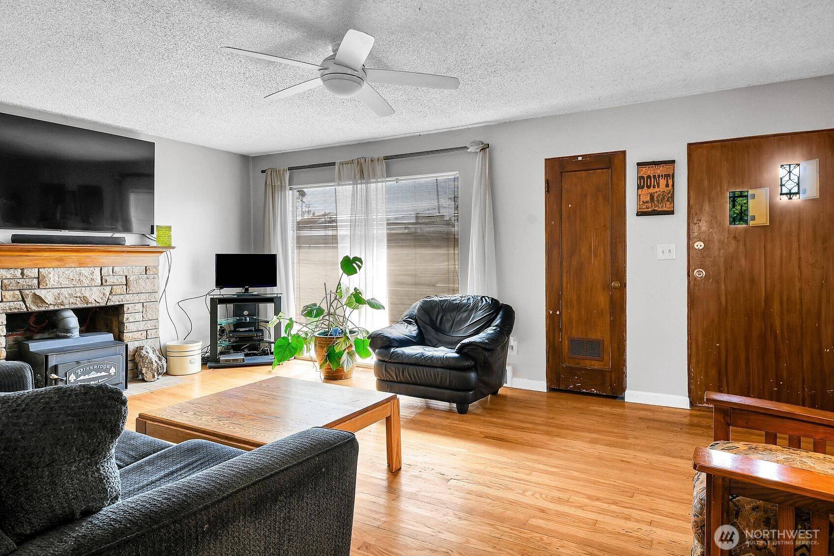 Everett, WA 98204,9713 4th AVE W