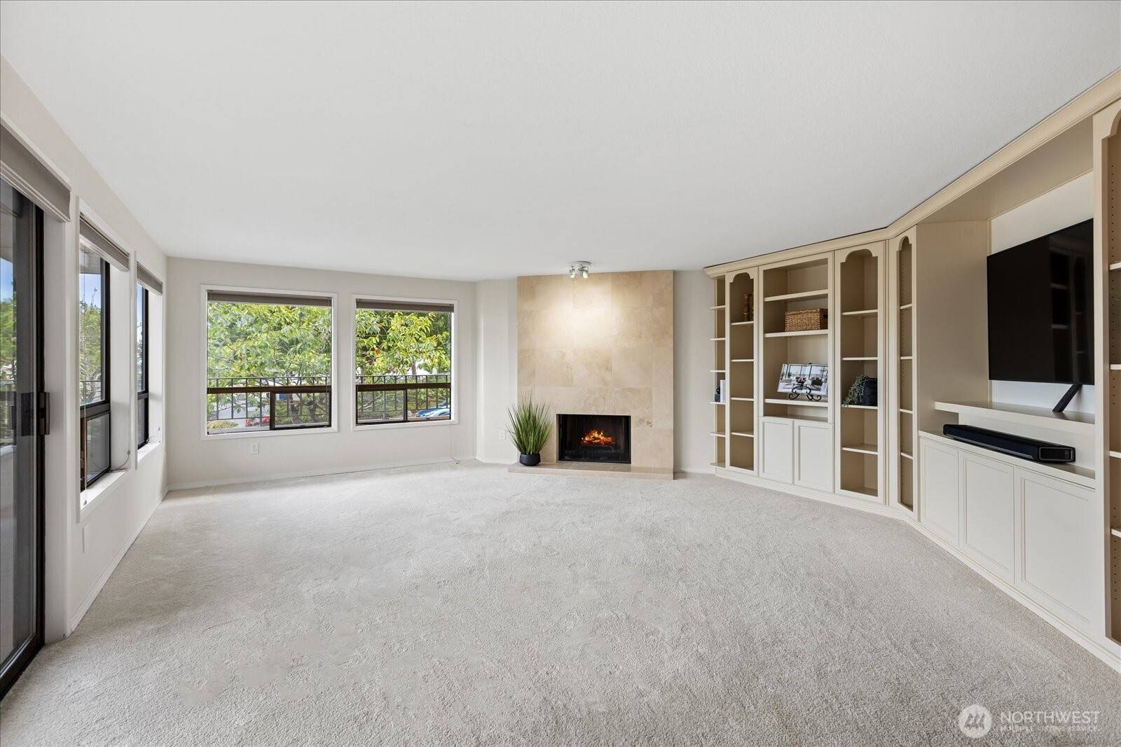 Edmonds, WA 98020,518 Bell ST #101