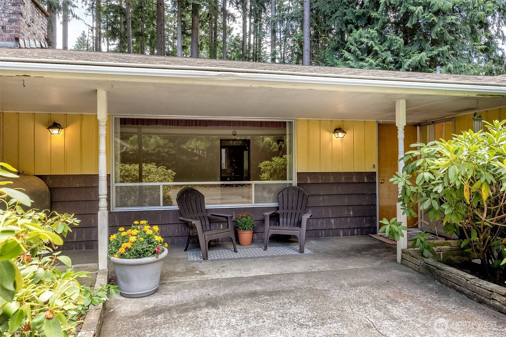 Tacoma, WA 98443,8115 50th AVE E