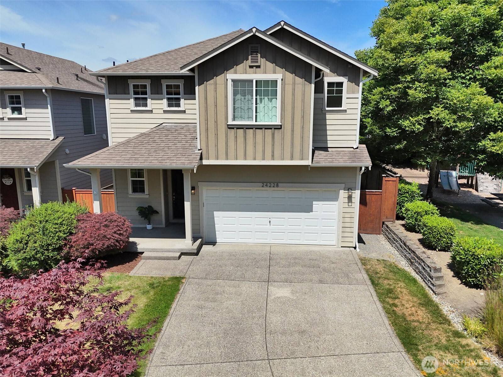 Maple Valley, WA 98038,24228 SE 278th ST