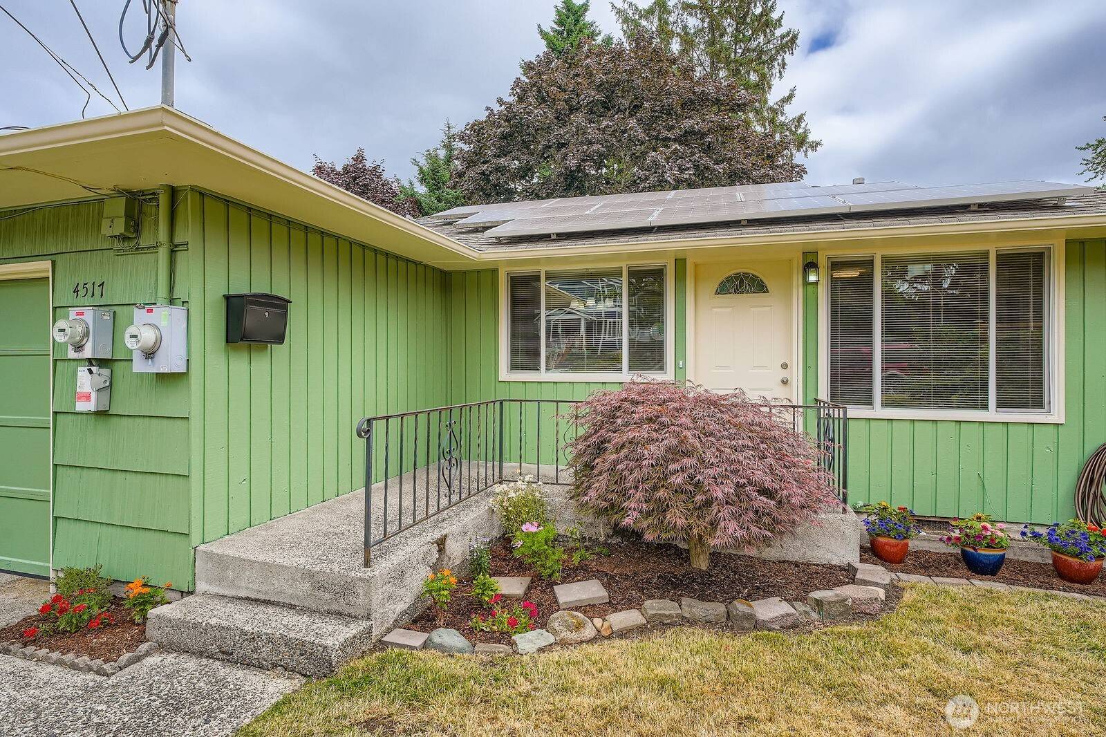 Tacoma, WA 98404,4517 E C ST