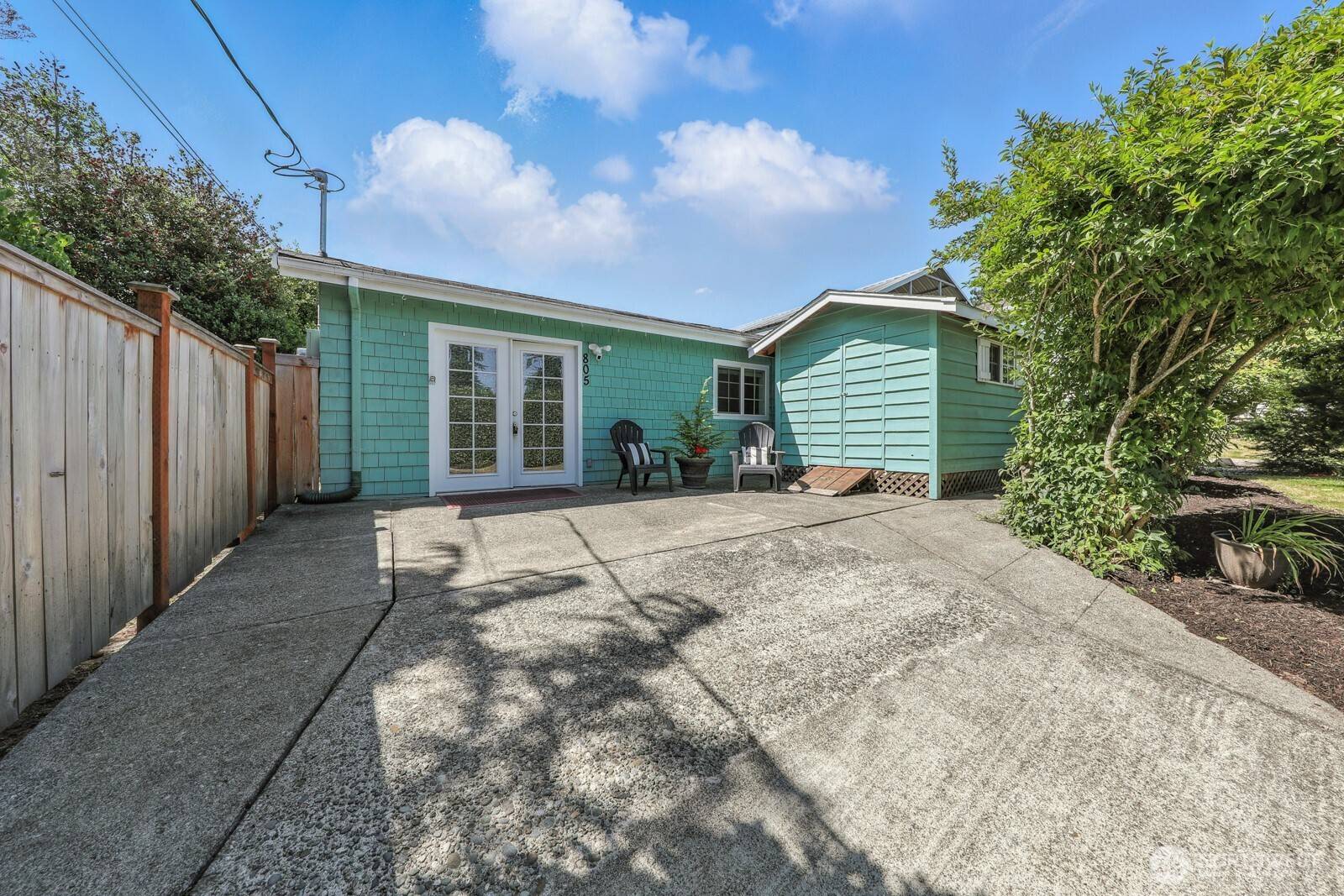 Anacortes, WA 98221,805 36th ST