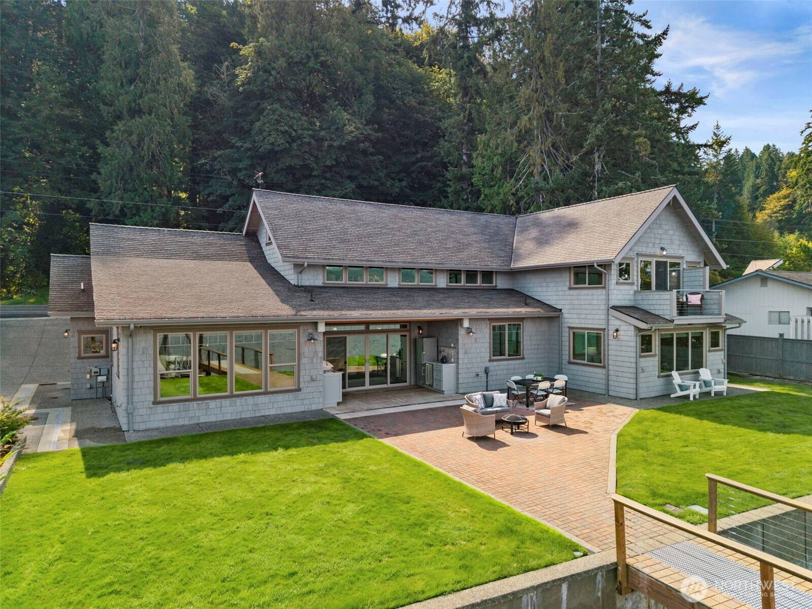 Belfair, WA 98528,14341 E State Rt 106