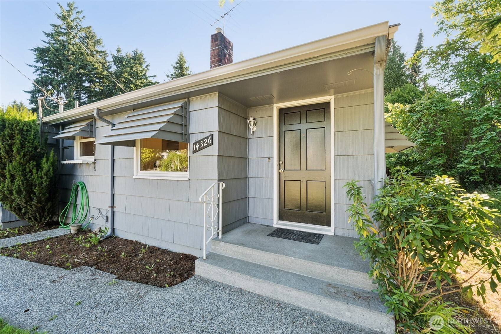 Seattle, WA 98133,14326 Meridian AVE N