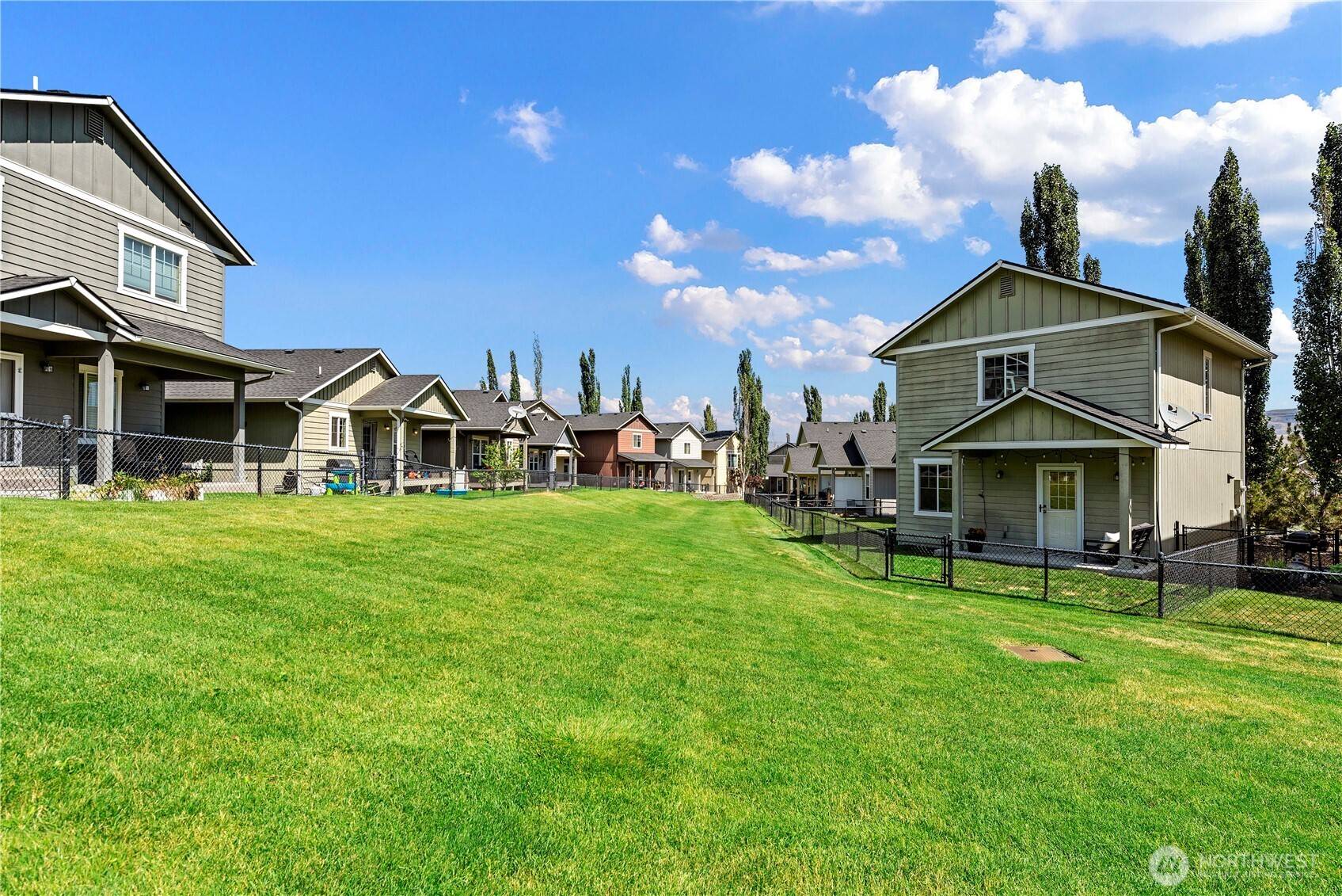 Wenatchee, WA 98801,300 Saddlehorn LN