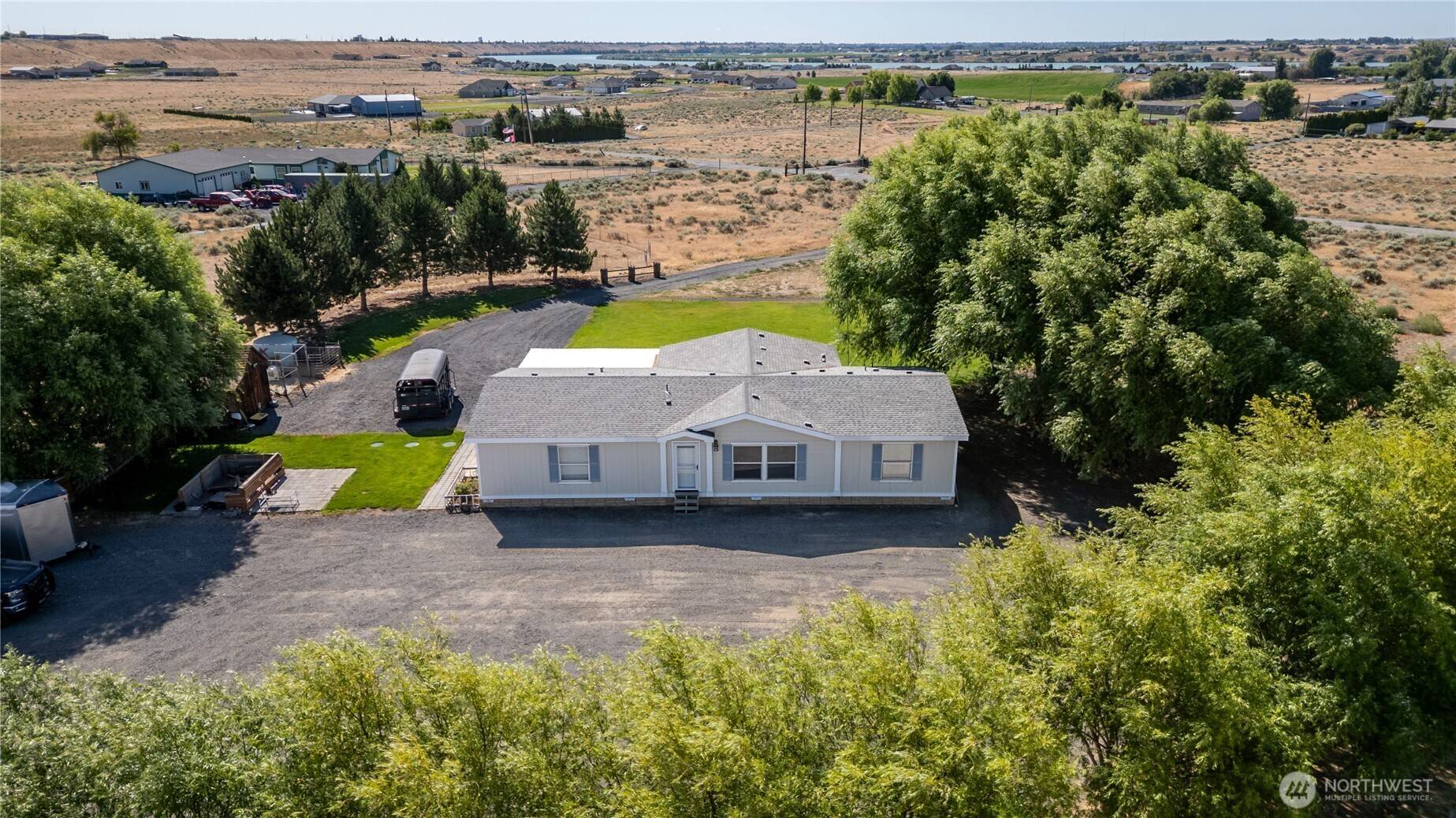Moses Lake, WA 98837,4820 NE 7.5 RD
