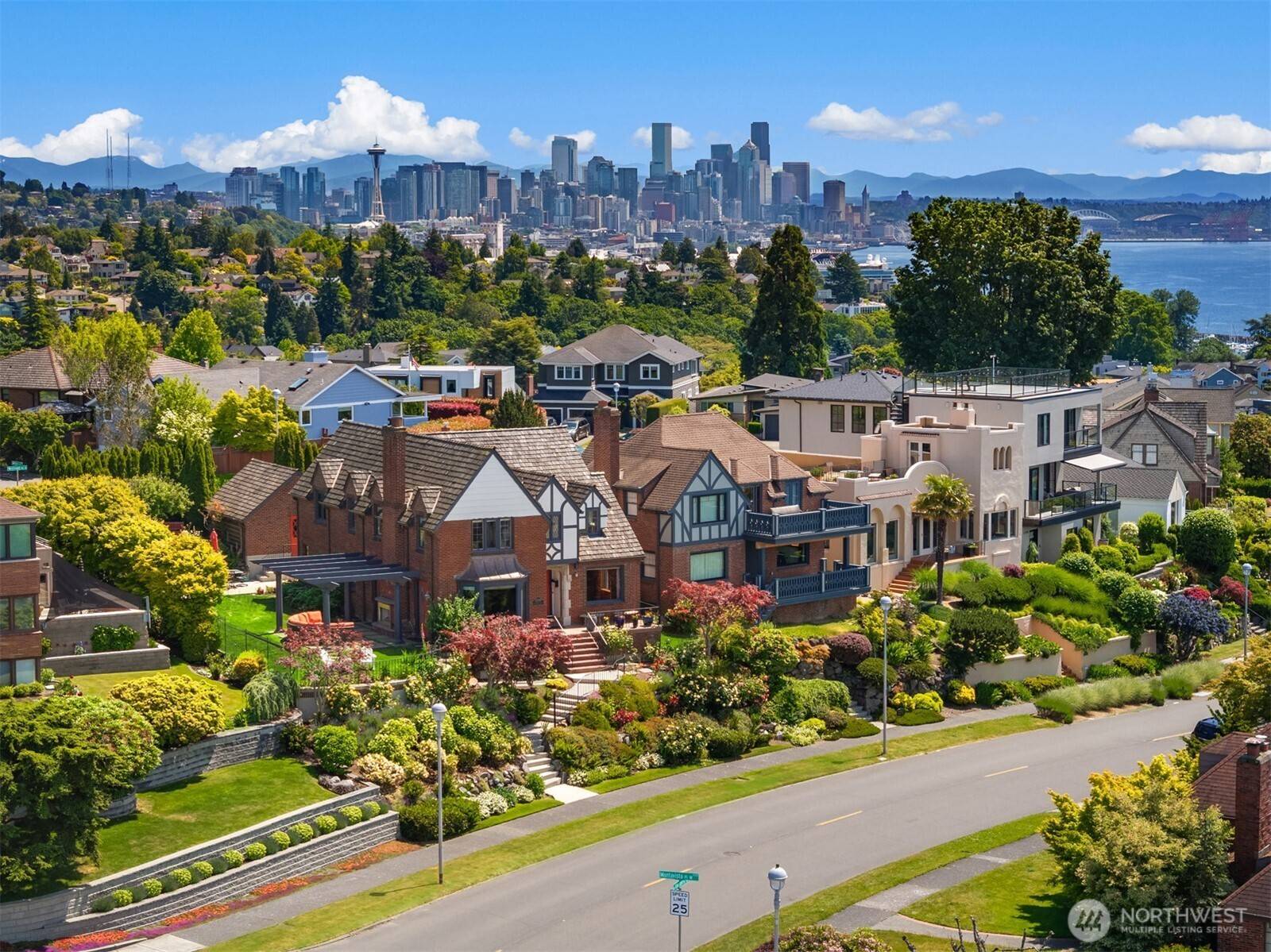Seattle, WA 98199,2256 W Viewmont WAY W