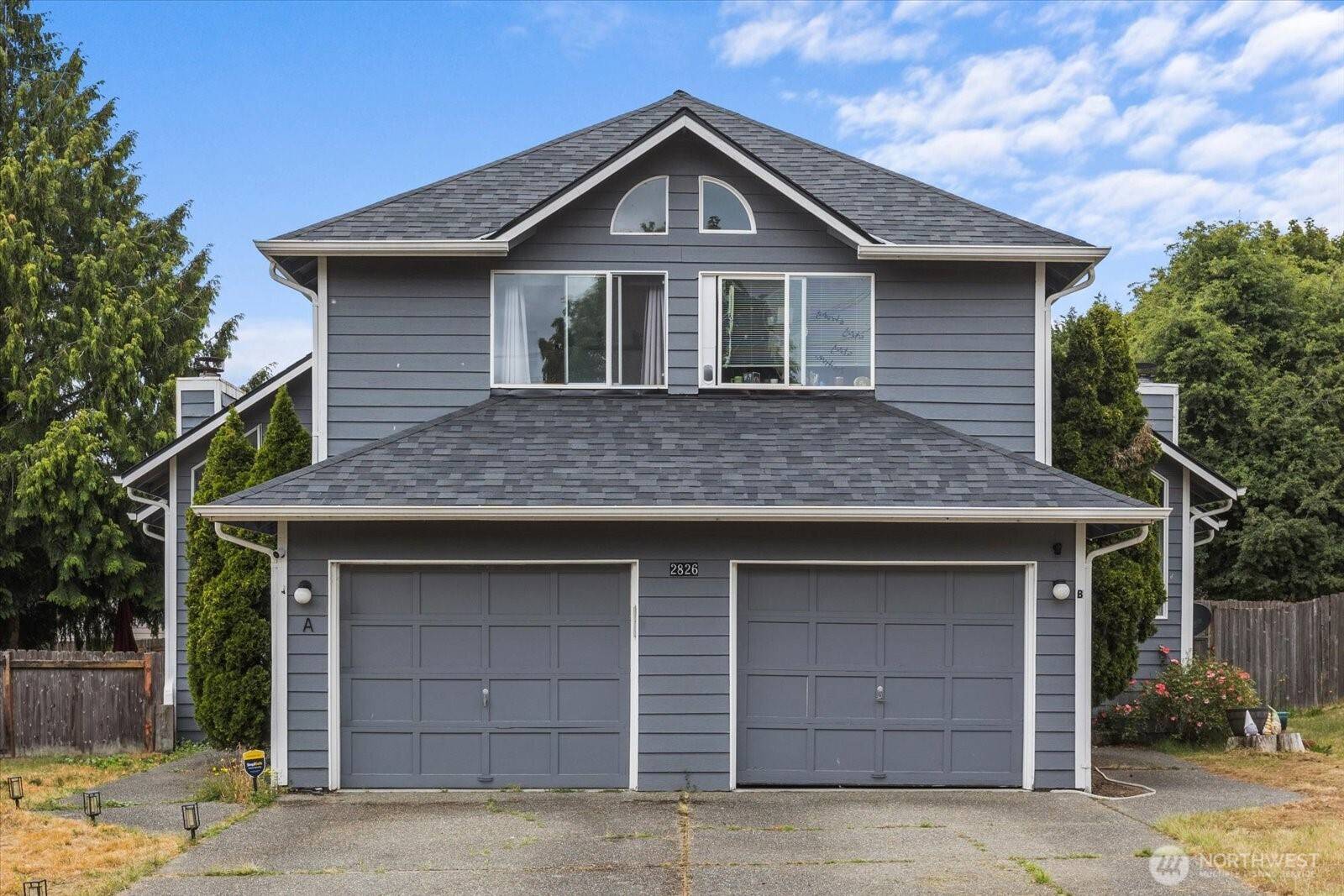 Renton, WA 98056,2826 NE 8th ST