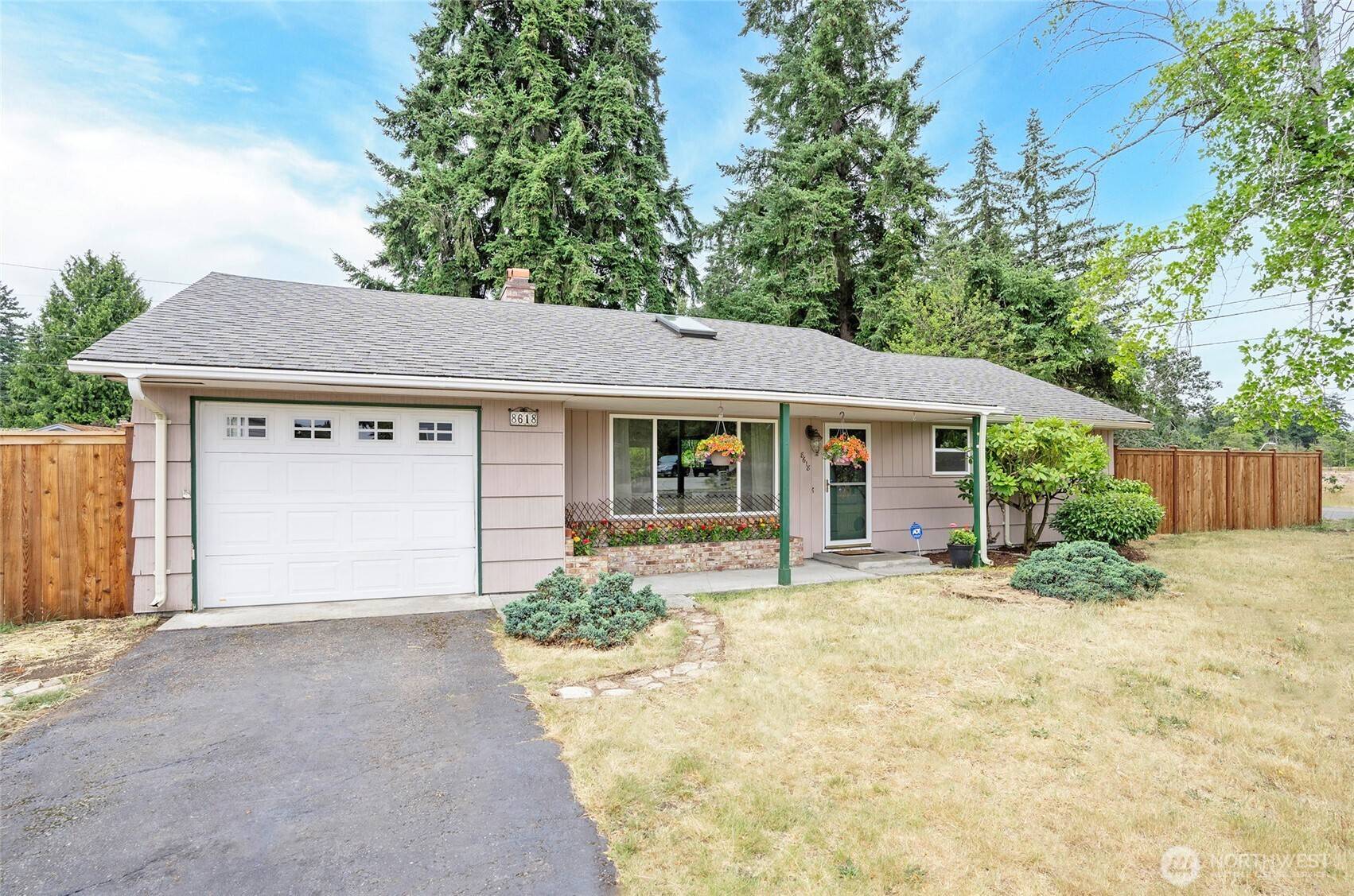 Lakewood, WA 98498,8618 94th ST SW