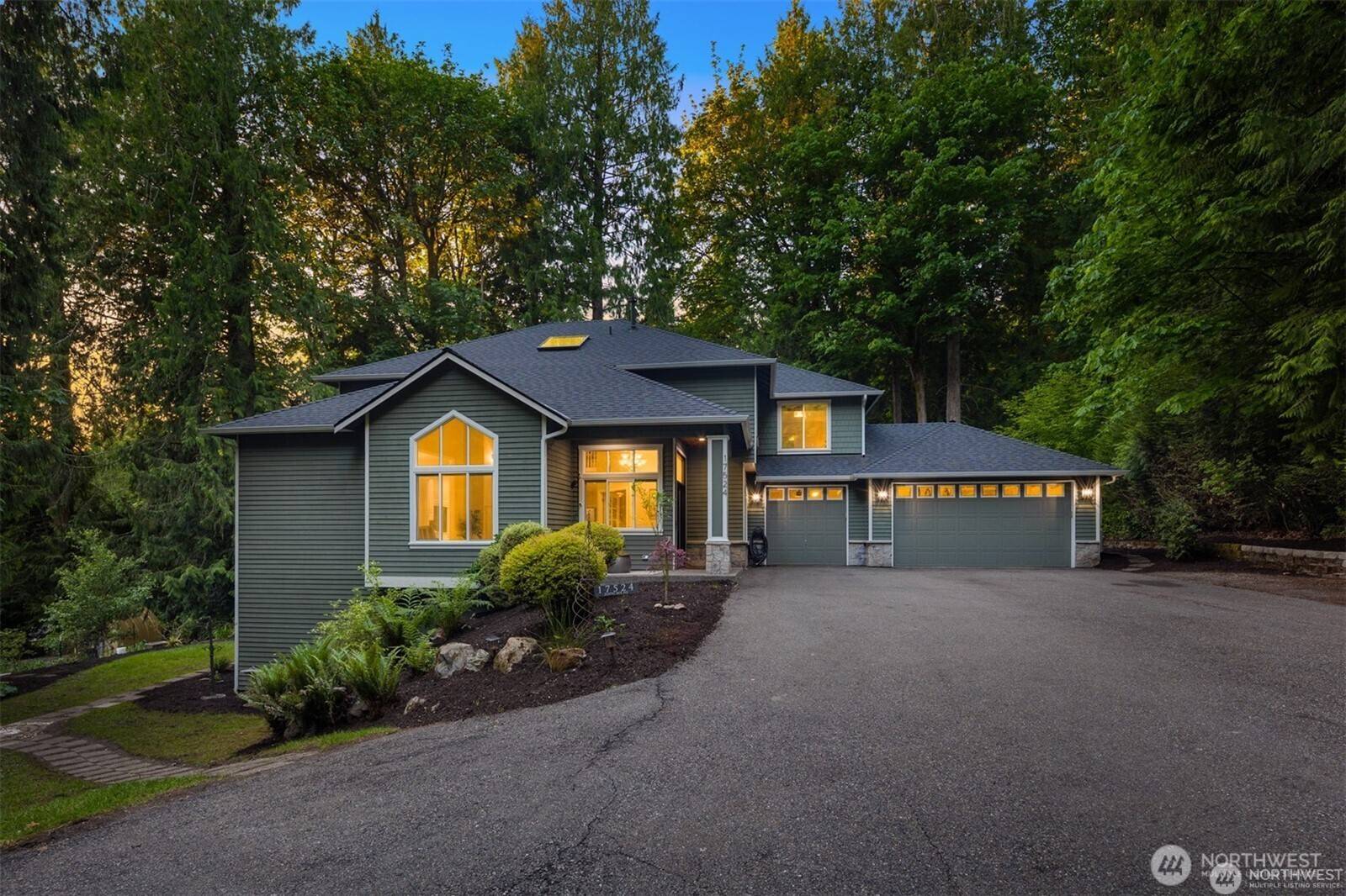 Woodinville, WA 98077,17524 214th AVE NE