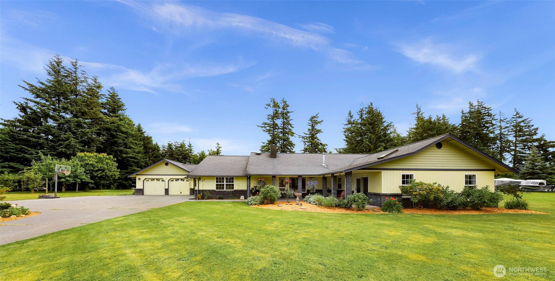 Lynden, WA 98264,599 Loomis Trail RD