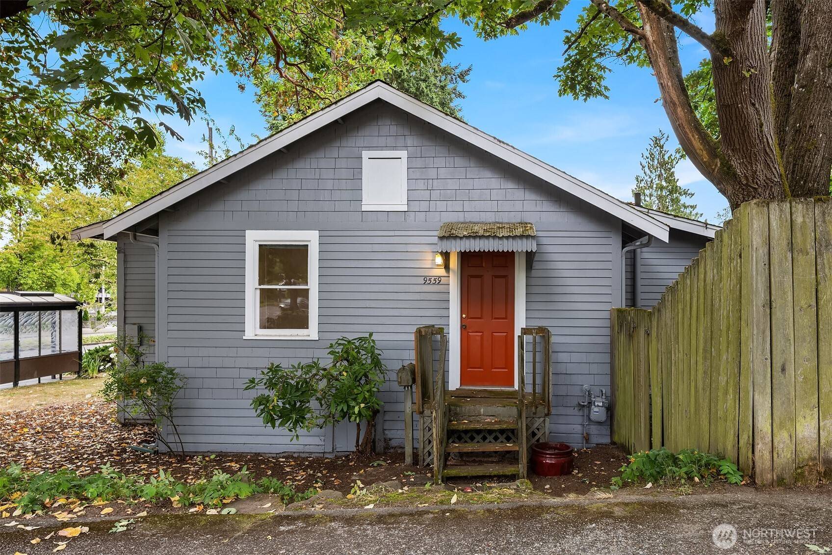 Seattle, WA 98103,9559 College WAY N