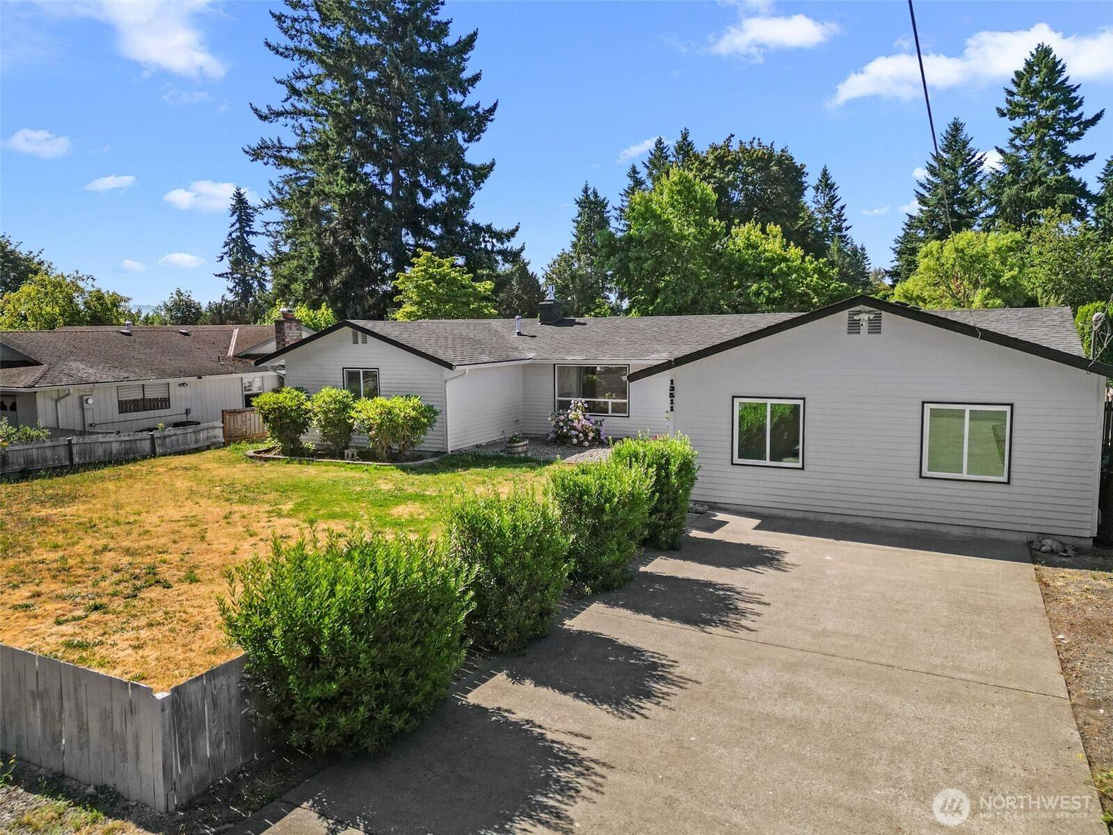 Kent, WA 98042,13511 SE 266th ST