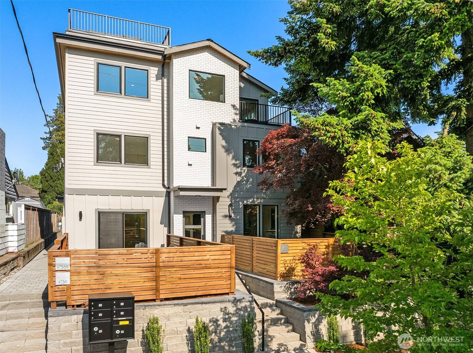 Seattle, WA 98105,4736 34th AVE NE #1/A