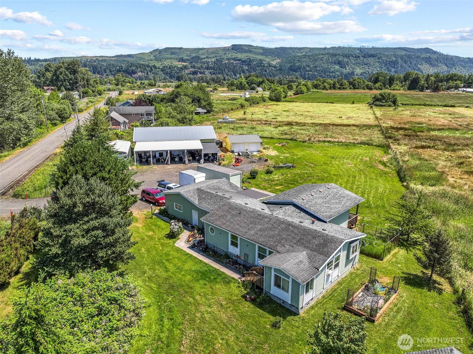 Cathlamet, WA 98612,47 Schoolhouse RD