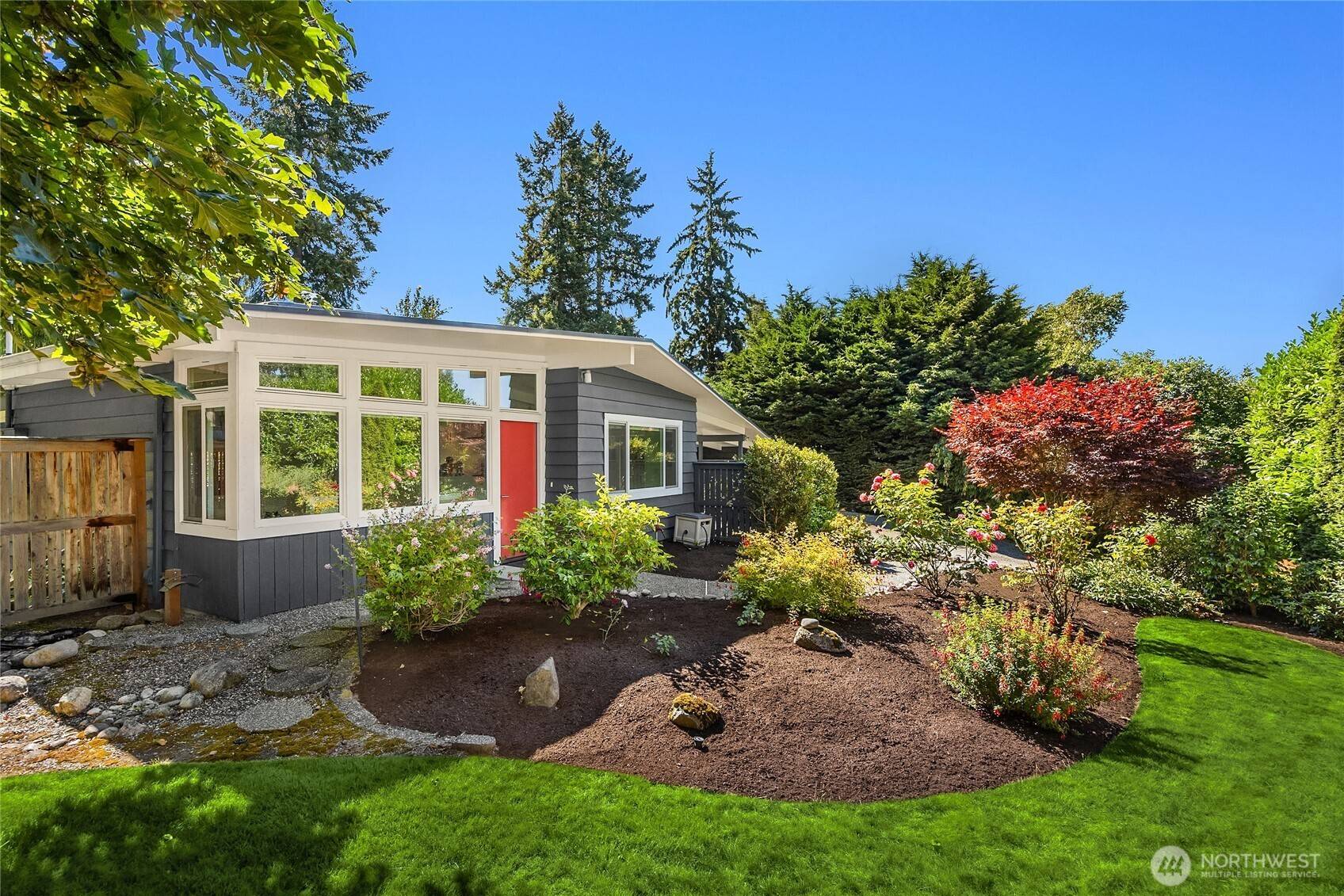 Bainbridge Island, WA 98110,690 Lovell AVE NW
