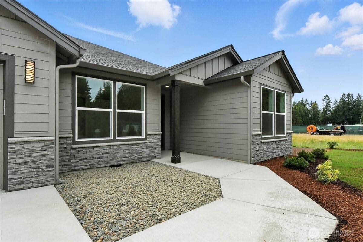 Castle Rock, WA 98611,121 GASSMAN RD