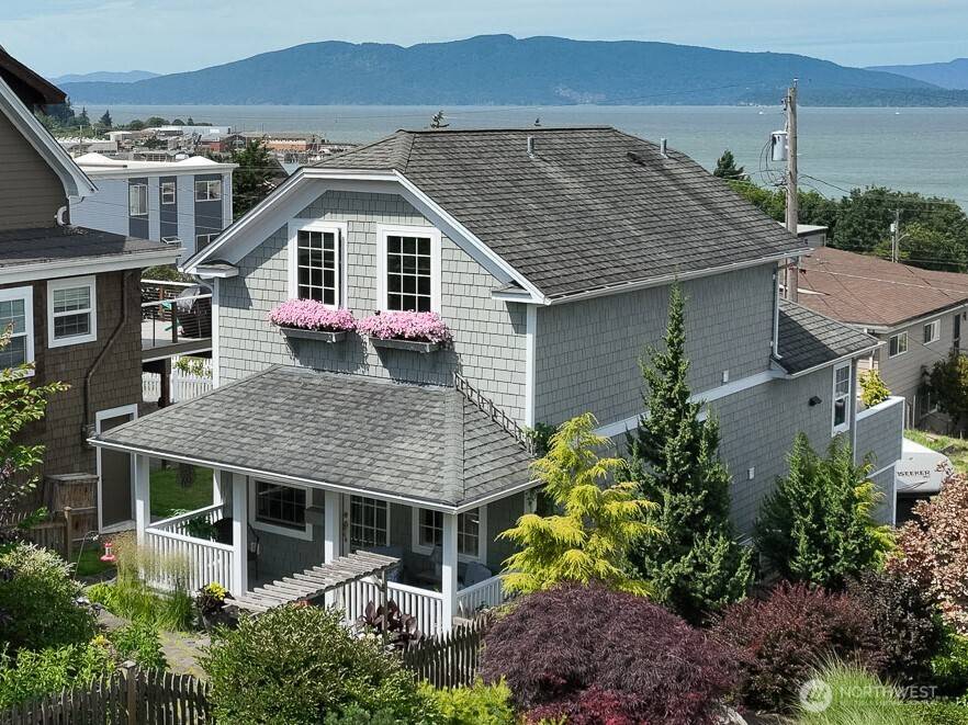 Bellingham, WA 98225,618 12th ST