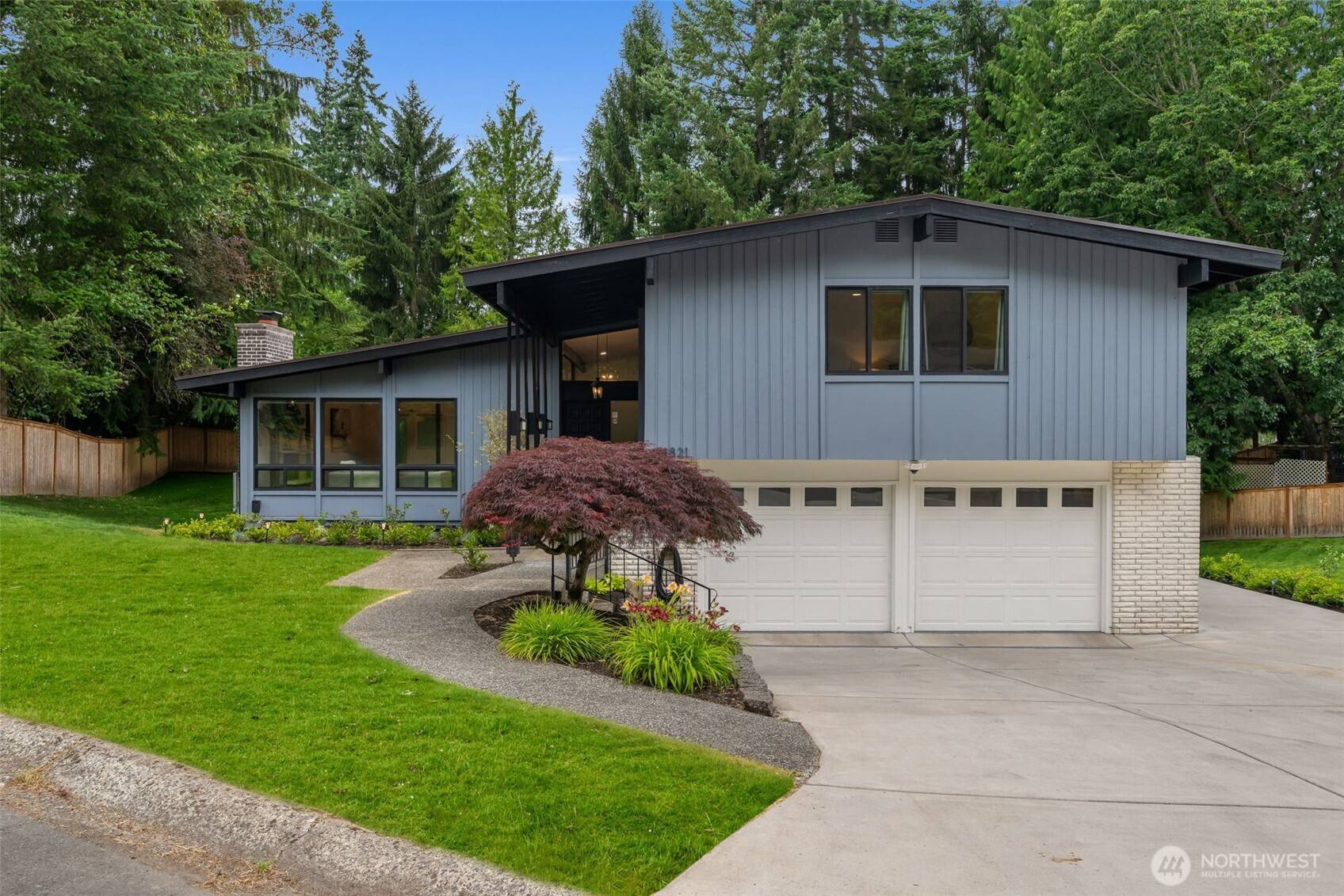 Kirkland, WA 98034,14821 117th Pl NE