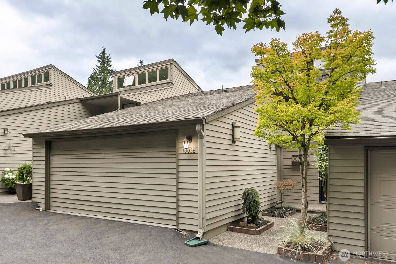 Kirkland, WA 98033,10036 NE 115th LN #A3